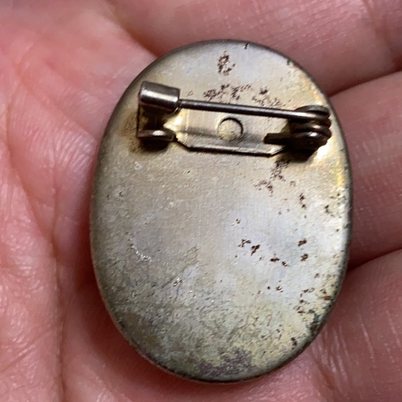 🖤C.60s💕 cameo brooch/pin - Picture 4 of 7